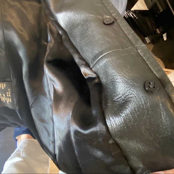 Vintage Andrew Marc Leather Jacket - Picture 11 of 12